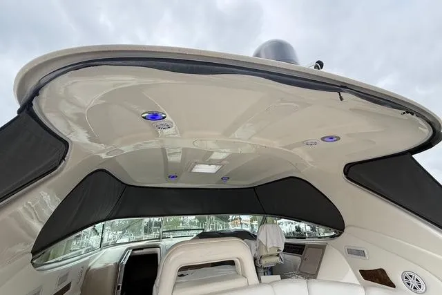 Slide: The Image of Interior view of 2004 Sea Ray 550 Sundancer yacht with sleek design and modern features. - 109