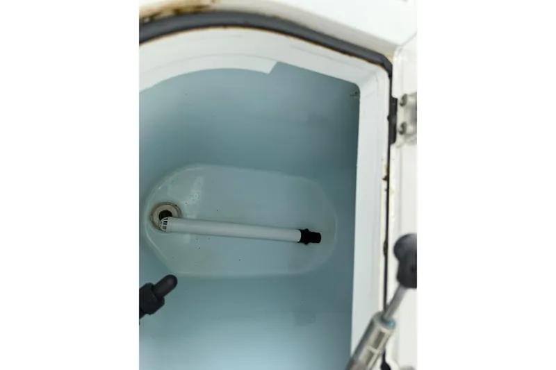 Slide: The Image of Livewell interior of 2013 Sea Fox 286 Center Console boat. - 20