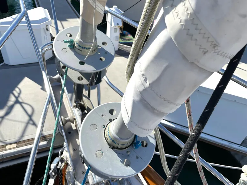 Slide: The Image of Dual headsails - 18