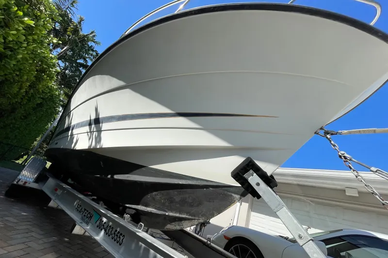 Slide: The Image of 2001 Hydra-Sports Vector 2800 WA boat on trailer, viewed from below. - 14