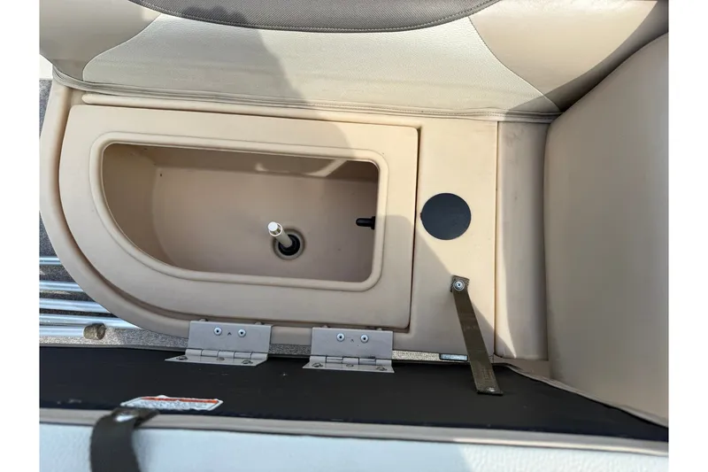 Slide: The Image of Storage compartment on a 2016 Sun Tracker Fishin' Barge 20 DLX boat. - 20