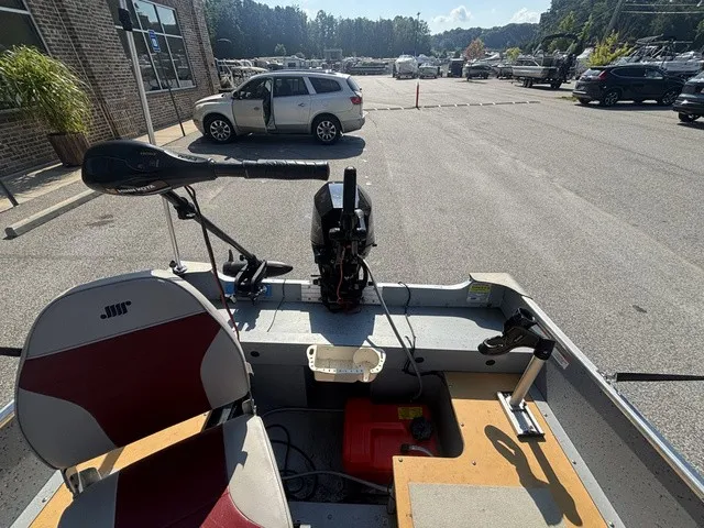 Slide: The Image of Lund Pike Hunter W/Mercury 4 - Stroke - 20HP 2021 - 20
