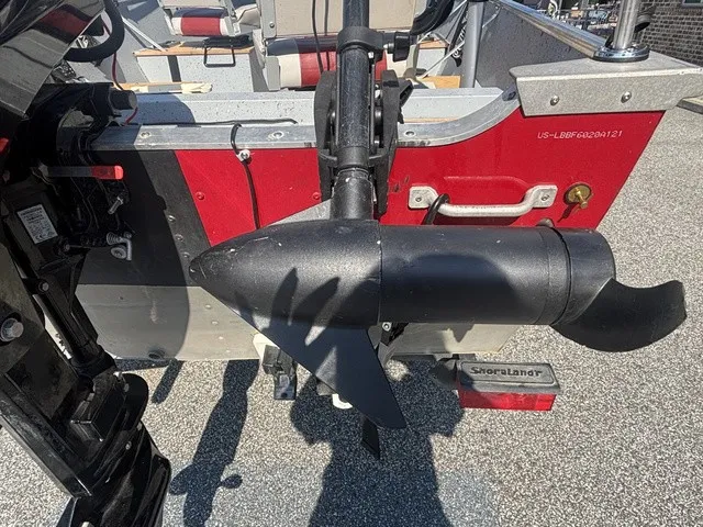 Slide: The Image of Lund Pike Hunter W/Mercury 4 - Stroke - 20HP 2021 - 14