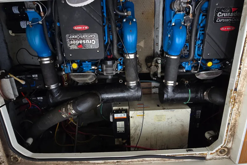 Slide: The Image of Engine room of a 2001 Silverton 330 Sport Bridge with Crusader 8.1 MPI engines. - 34