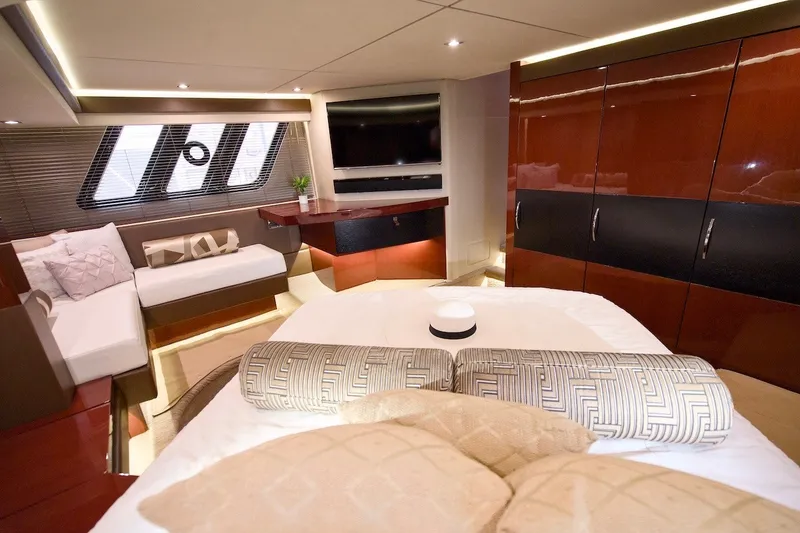 Slide: The Image of Luxurious interior of 2017 Sea Ray L590 Fly yacht with elegant furnishings and modern design. - 54