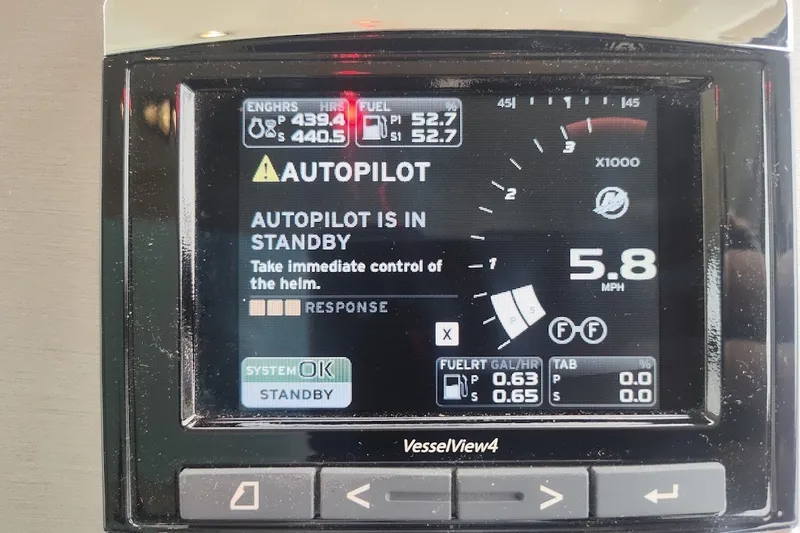 Slide: The Image of Display screen of 2017 Sea Ray Sundancer 510 showing autopilot standby status. - 39