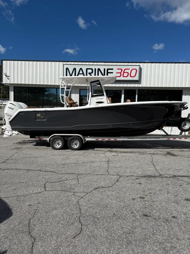 Slide: The Image of Sea Hunt Ultra 285 SE 2026 - 2