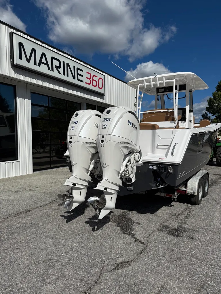 Slide: The Image of Sea Hunt Ultra 285 SE 2026 - 3