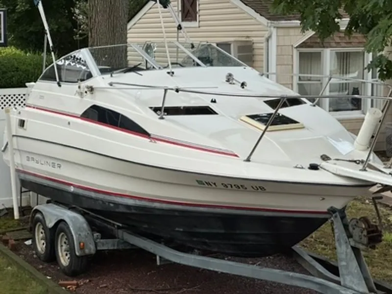 Slide: The Image of Bayliner 2255 Ciera 1990 - 22