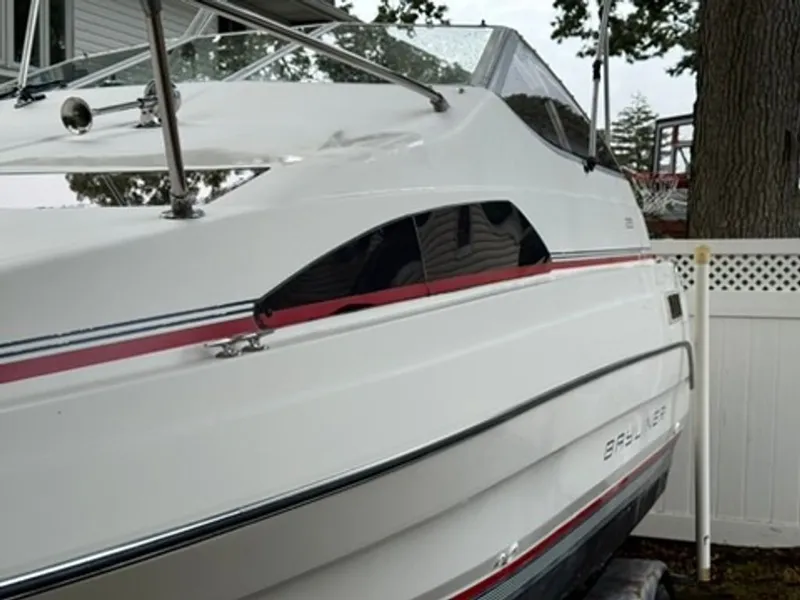 Slide: The Image of Bayliner 2255 Ciera 1990 - 9