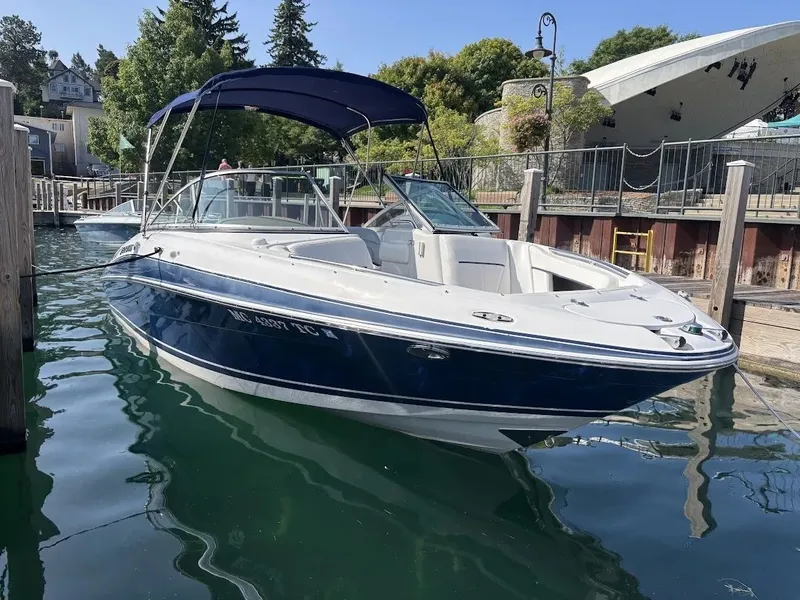 The Image of Four Winns 240 Horizon 2007 - 1