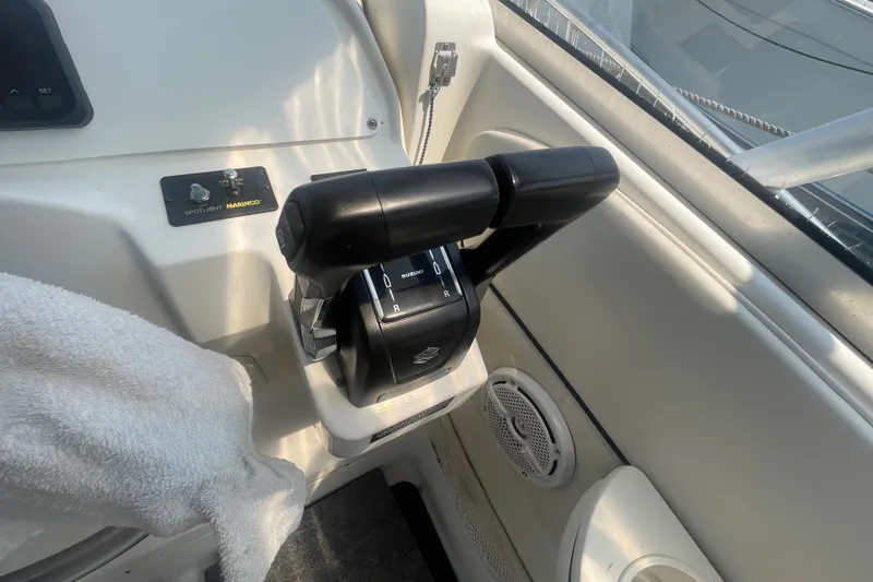 Slide: The Image of Throttle controls - 16