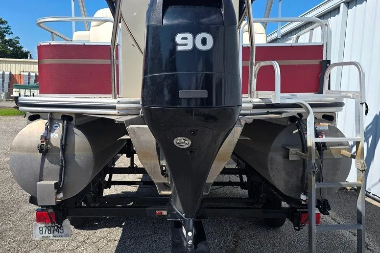 Slide: The Image of 2013 Lowe SF 214 Sport Fish pontoon boat with 90 HP outboard motor. - 9
