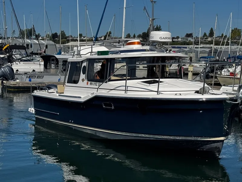 Slide: The Image of Ranger Tug R-23 2020 - 30