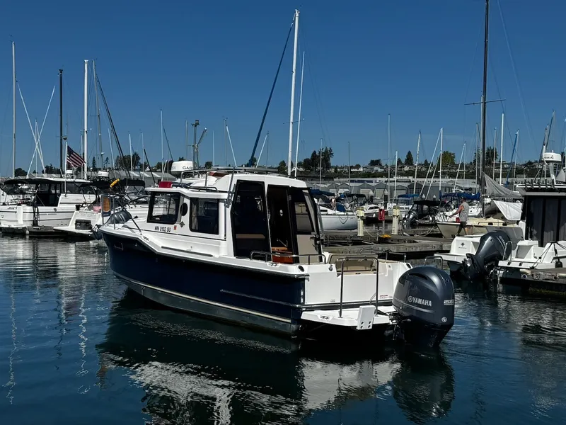 Slide: The Image of Ranger Tug R-23 2020 - 1