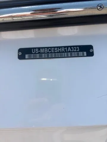 Slide: The Image of MasterCraft XT23 2023 - 13