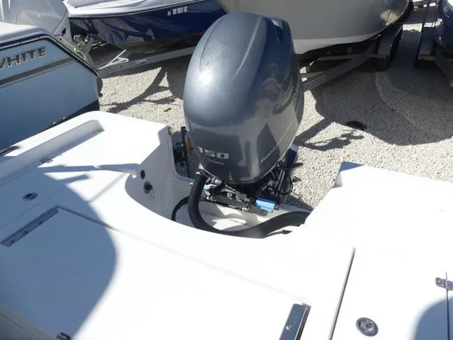 Slide: The Image of Sportsman Masters 227 Bay Boat 2015 - 5