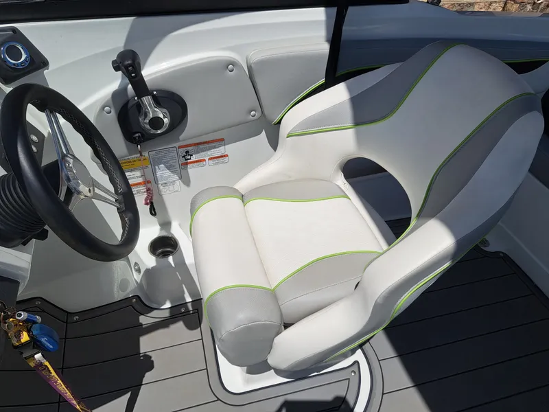 Slide: The Image of Tahoe 700 2020 - 25