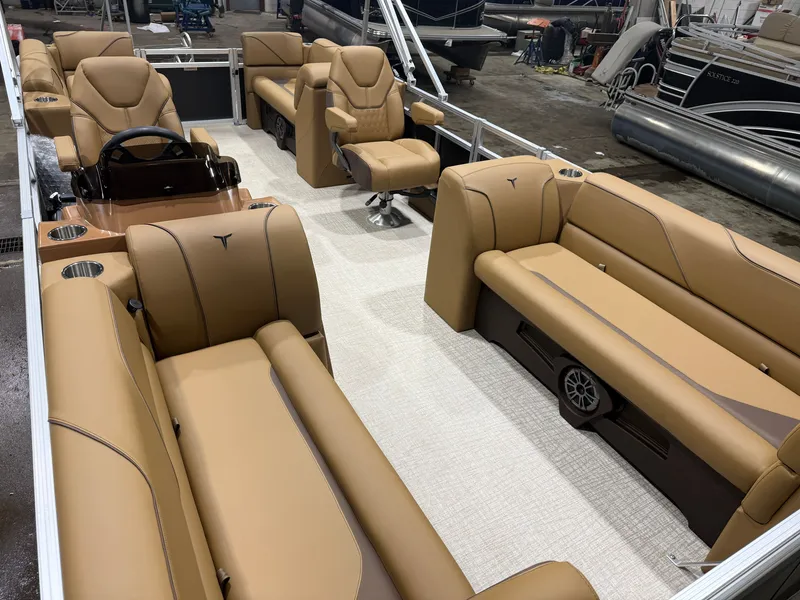 Slide: The Image of Tahoe Sport 2180 Quad Lounge & Honda 4-Stroke EFI 2027 - 29