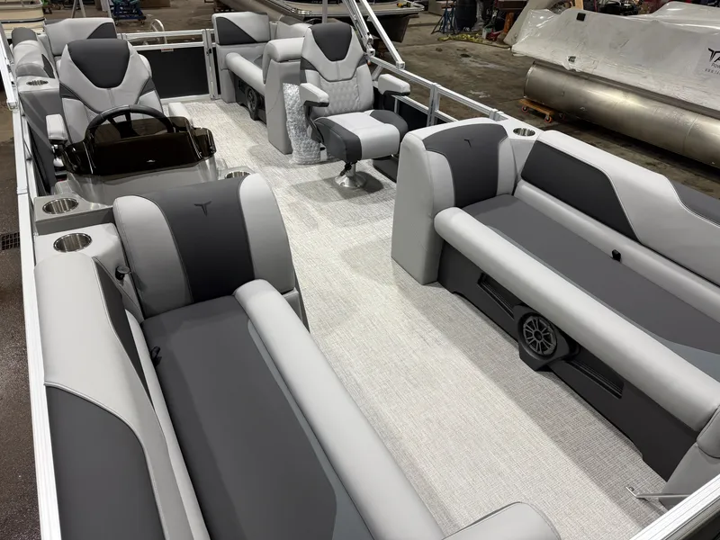 Slide: The Image of Tahoe Sport 2180 Quad Lounge & Honda 4-Stroke EFI 2027 - 30