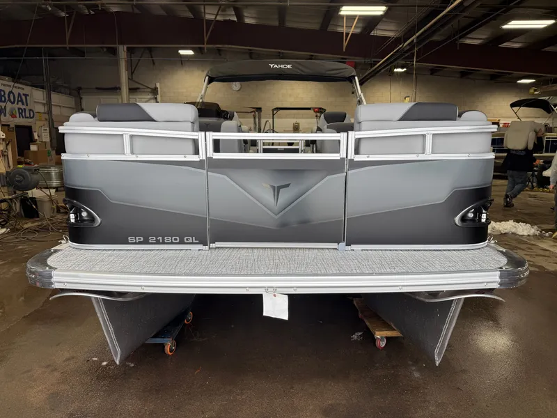 Slide: The Image of Tahoe Sport 2180 Quad Lounge & Honda 4-Stroke EFI 2027 - 31