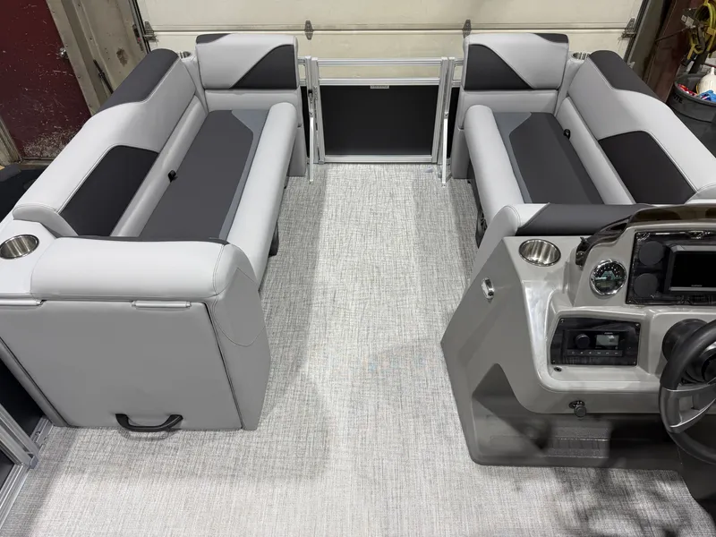 Slide: The Image of Tahoe Sport 2180 Quad Lounge & Honda 4-Stroke EFI 2027 - 26