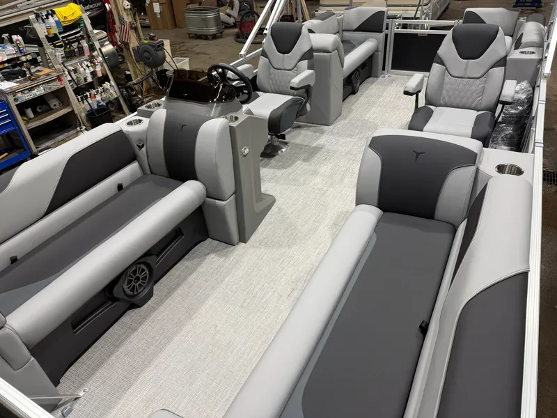 Slide: The Image of Tahoe Sport 2180 Quad Lounge & Honda 4-Stroke EFI 2027 - 29