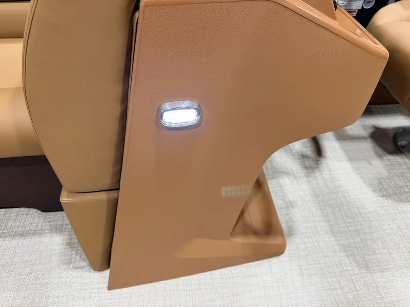 Slide: The Image of Tahoe Sport 2180 Cruise & Honda 4-Stroke EFI 2027 - 28