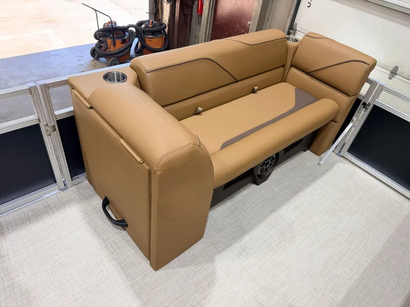Slide: The Image of Tahoe Sport 2180 Cruise & Honda 4-Stroke EFI 2027 - 39