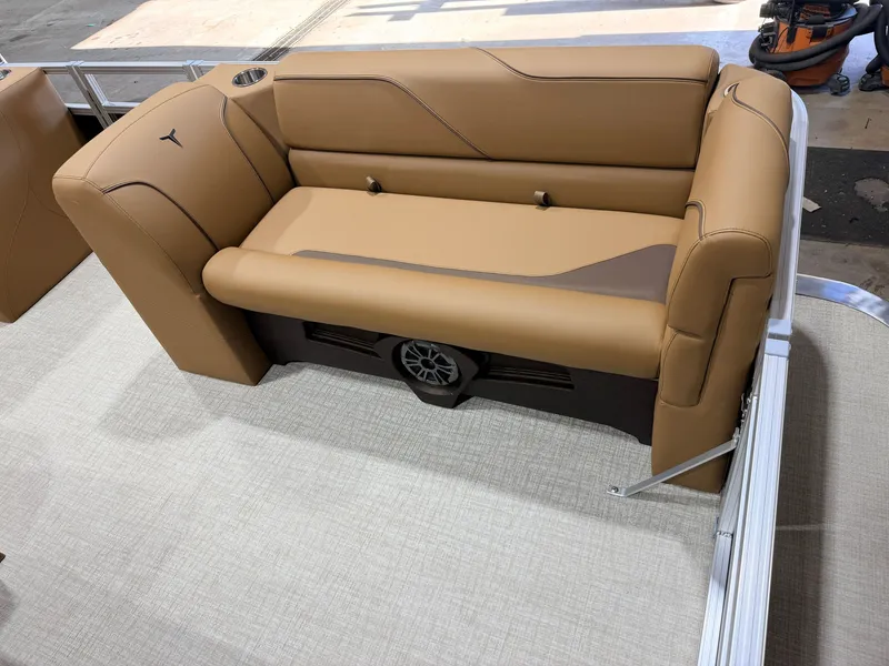 Slide: The Image of Tahoe Sport 2180 Cruise & Honda 4-Stroke EFI 2027 - 42
