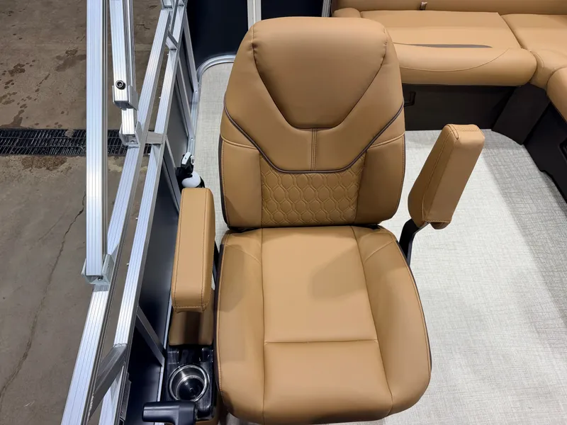 Slide: The Image of Tahoe Sport 2180 Cruise & Honda 4-Stroke EFI 2027 - 35