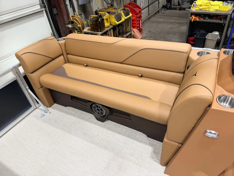 Slide: The Image of Tahoe Sport 2180 Cruise & Honda 4-Stroke EFI 2027 - 38