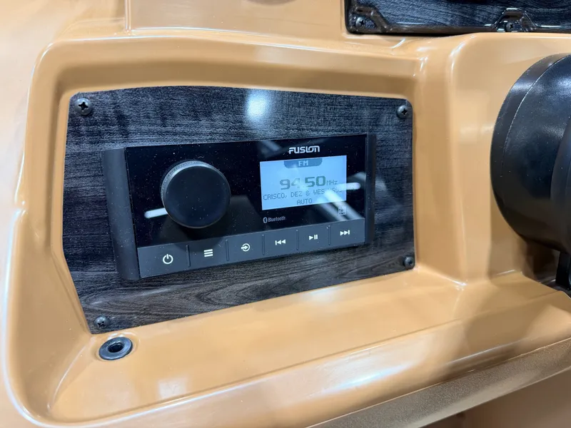 Slide: The Image of Tahoe Sport 2180 Cruise & Honda 4-Stroke EFI 2027 - 31