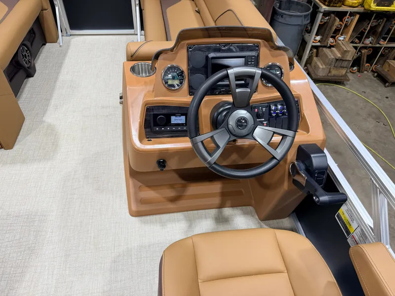 Slide: The Image of Tahoe Sport 2180 Cruise & Honda 4-Stroke EFI 2027 - 30