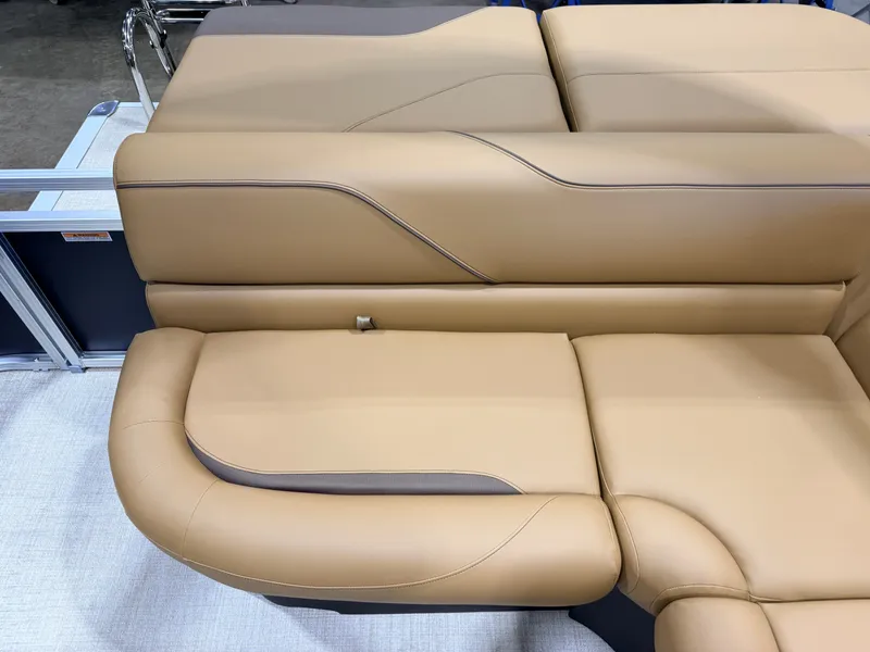 Slide: The Image of Tahoe Sport 2180 Cruise & Honda 4-Stroke EFI 2027 - 22