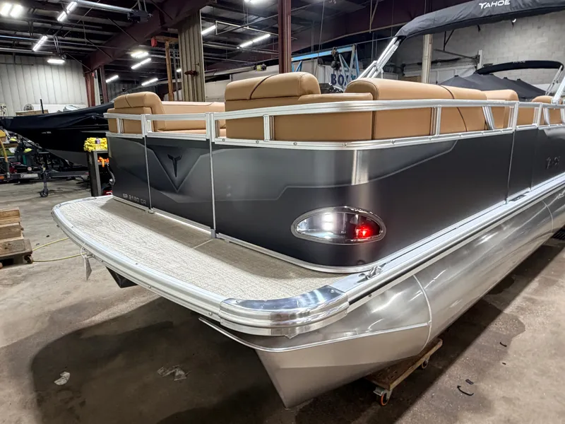 Slide: The Image of Tahoe Sport 2180 Cruise & Honda 4-Stroke EFI 2027 - 62