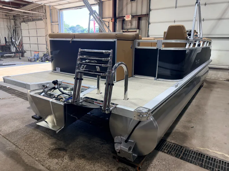 Slide: The Image of Tahoe Sport 2180 Cruise & Honda 4-Stroke EFI 2027 - 53
