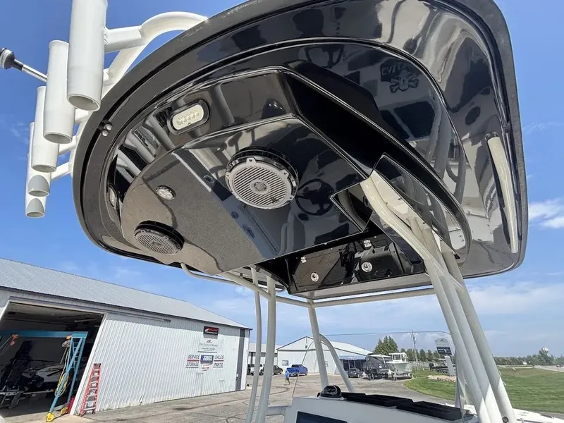Slide: The Image of Cobia 277 Center Console 2019 - 15