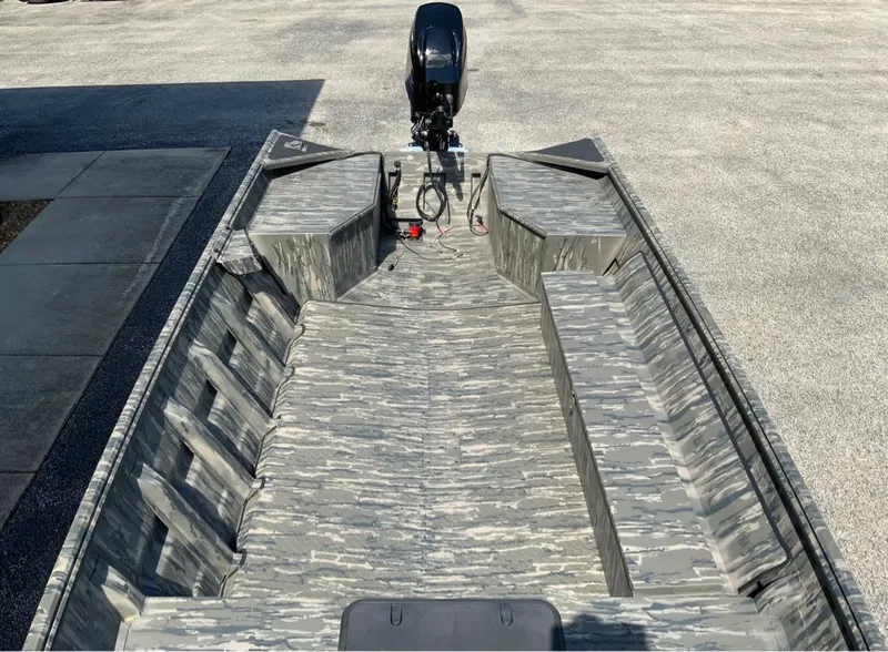 Slide: The Image of War Eagle 754LDV Sportsman 2026 - 12