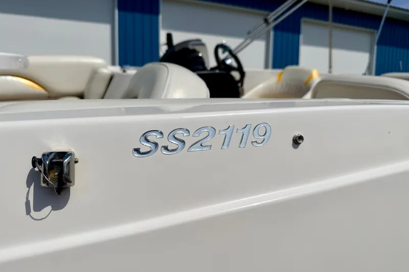 Slide: The Image of 2008 Starcraft Aurora Star Step 190 IO boat with SS2119 marking, white interior. - 7