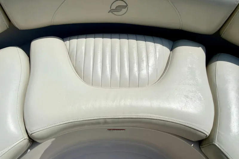 Slide: The Image of 2008 Starcraft Aurora Star Step 190 IO boat seat, white leather upholstery. - 48