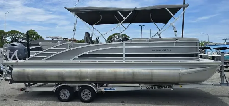 The Image of Bennington 23 R Swingback 2021 - 1