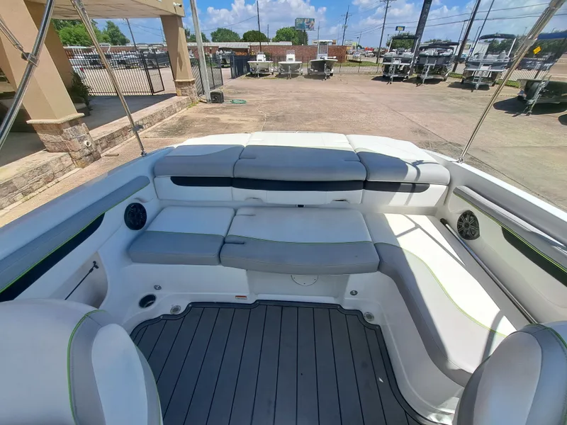 Slide: The Image of Tahoe 700 2020 - 27