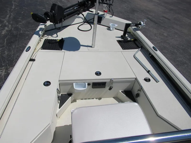 Slide: The Image of Ranger RB190 2024 - 4