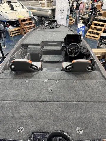 Slide: The Image of Skeeter ZXE20 2027 - 5
