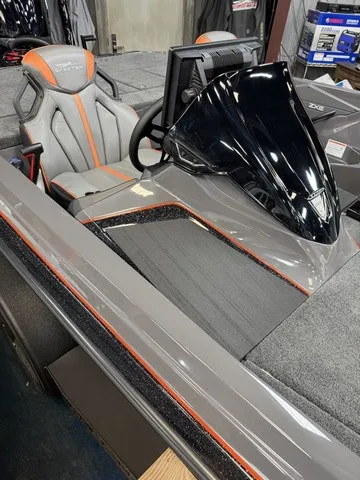 Slide: The Image of Skeeter ZXE20 2027 - 3