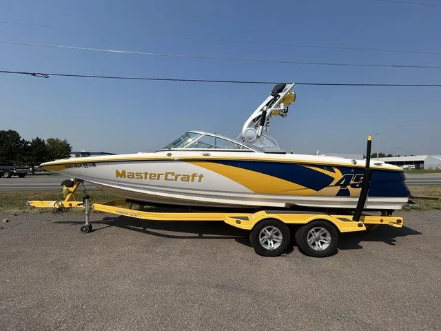 The Image of MasterCraft X-45 2012 - 1