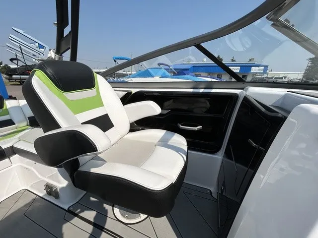 Slide: The Image of Yamaha 212XD 2022 - 16