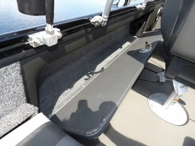 Slide: The Image of Lund 2075 Pro-V Sport 2026 - 19