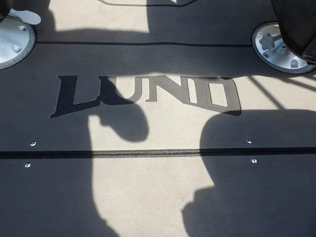 Slide: The Image of Lund 2075 Pro-V Sport 2026 - 18